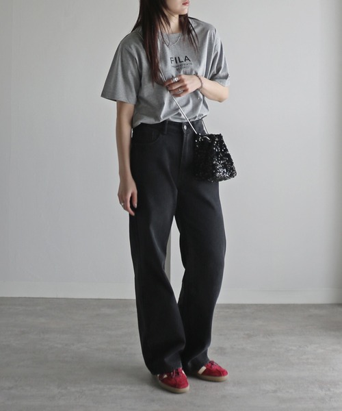 FILA(フィラ)の「FILAロゴプリントTシャツ(Tシャツ/カットソー・レディース・ブラック/ピンク/ホワイト/ネイビー/スミクロ/杢グレー/オフホワイト・XL/L/M)」の22枚目の写真