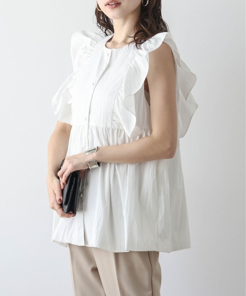 Lajour(ラジュール)の「ラッフルフリルペプラムブラウス(シャツ/ブラウス・レディース・ブラック/ホワイト・フリー)」の7枚目の写真