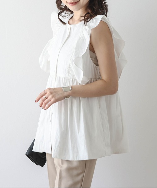 Lajour(ラジュール)の「ラッフルフリルペプラムブラウス(シャツ/ブラウス・レディース・ブラック/ホワイト・フリー)」の6枚目の写真