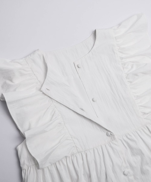 Lajour(ラジュール)の「ラッフルフリルペプラムブラウス(シャツ/ブラウス・レディース・ブラック/ホワイト・フリー)」の18枚目の写真