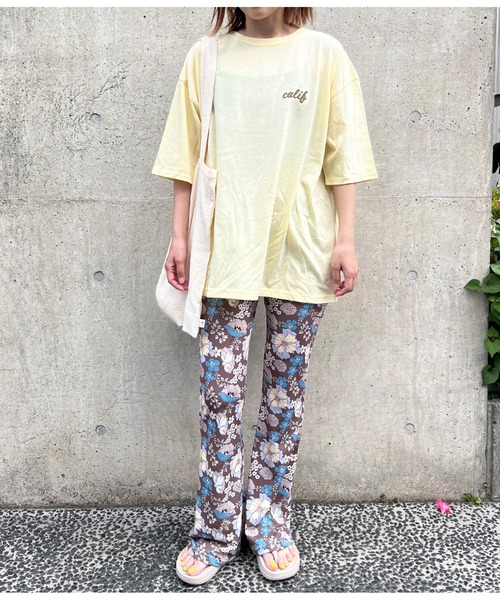 anap mimpi（アナップミンピ）の「フラワーフレアパンツ（スラックス・レディース・モカ/ネイビー・FREE）」の9枚目の写真