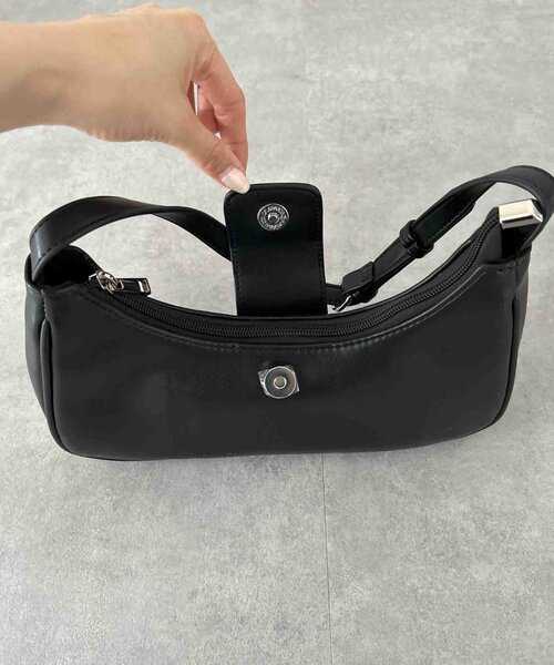 Thevon（ゼボン）の「ハーフムーンワンハンドルバッグ（ショルダーバッグ・レディース・ブラック/マスタード/ダークブラウン・FREE）」の21枚目の写真