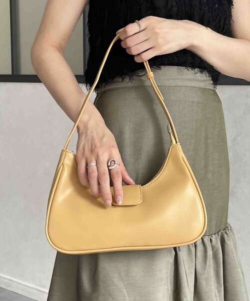 Thevon（ゼボン）の「ハーフムーンワンハンドルバッグ（ショルダーバッグ・レディース・ブラック/マスタード/ダークブラウン・FREE）」の11枚目の写真