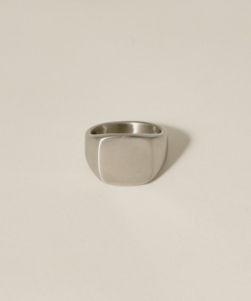 novice（ノーヴィス）の「【novice】Vintage Square Signet Ring［Stainless］（リング・メンズ・シルバー・FREE/19/14）」の2枚目の写真