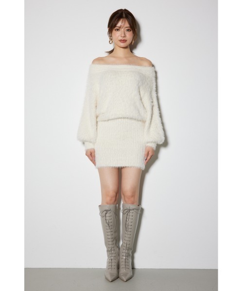 rienda（リエンダ）の「オフショルシャギーミニニットワンピース 秋服 冬服（ワンピース・レディース・ベージュ/ブラック/ライトピンク/ホワイト/ライトグレー・FREE）」の10枚目の写真