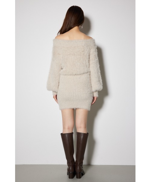 rienda（リエンダ）の「オフショルシャギーミニニットワンピース 秋服 冬服（ワンピース・レディース・ベージュ/ブラック/ライトピンク/ホワイト/ライトグレー・FREE）」の17枚目の写真