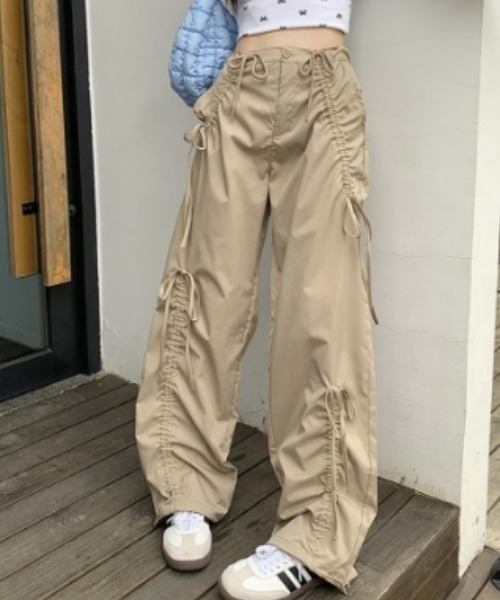 Vipoa(ヴィポア)の「リボンナイロンパンツ(その他パンツ・レディース・ベージュ/ブラック・FREE)」の13枚目の写真