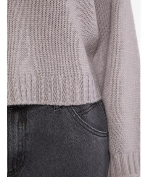 Guess（ゲス）の「GUESS Originals Vintage Graphic Sweater セーター レディース（ニット/セーター・レディース・ブラック/ワインレッド/グレー系その他・SMALL/X-SMALL/MEDIUM）」の5枚目の写真