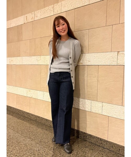 BROOKS BROTHERS(ブルックスブラザーズ)の「コットン フロントパッチポケット フレアレッグ デニムパンツ(デニムパンツ・レディース・ブルー・4/2/0)」の11枚目の写真
