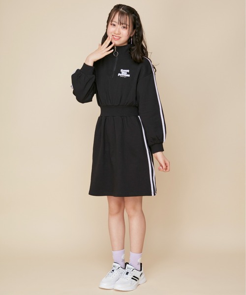 JENNI love（ジェニィラブ）の「【コットン100％】ダブルラインハーフZIPワンピ（ワンピース・キッズ・グレー/ブラック・130cm/140cm/150cm/160cm）」の4枚目の写真