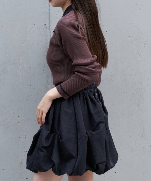 RAY CASSIN（レイカズン）の「【5色展開】配色ポロパフニット（ニット/セーター・レディース・アイボリー/ブラック系その他2/レッド系その他2/グレー系その他2/ブラウン系その他2・FREE）」の20枚目の写真