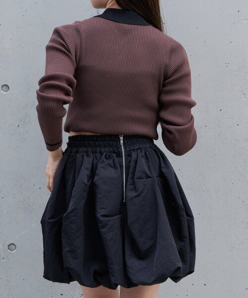 RAY CASSIN（レイカズン）の「【5色展開】配色ポロパフニット（ニット/セーター・レディース・アイボリー/ブラック系その他2/レッド系その他2/グレー系その他2/ブラウン系その他2・FREE）」の21枚目の写真