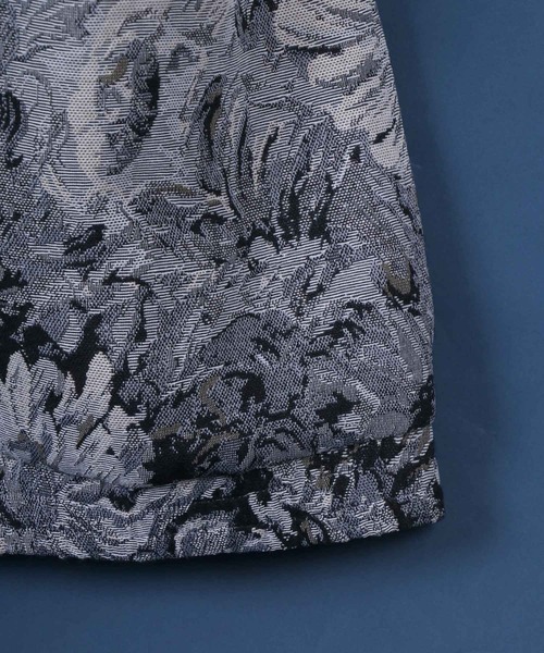 ANPAS（アンパス）の「Monotone Gobelin Weaving Flower Pattern Blouson/モノトーン ゴブラン織り フラワー 総柄 ブルゾン（ブルゾン・メンズ・グレー/ブラック・M/L）」の11枚目の写真