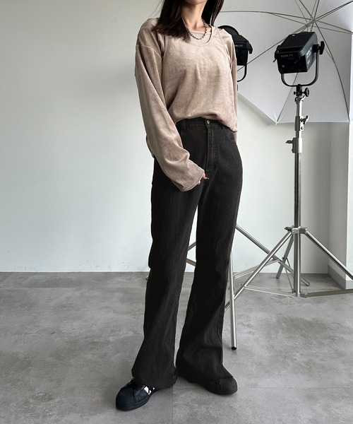 apres jour mignon(アプレジュールミニョン)の「ベロアレイヤードトップス【ZOZOTOWN限定アイテム】(Tシャツ/カットソー・レディース・ダークグリーン/ブラック/ベージュ/パープル・フリー/X-LARGE)」の17枚目の写真