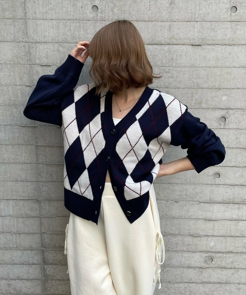 clear（クリア）の「アーガイル柄カーディガン [大人 カジュアル 着回し力抜群]≪再入荷≫（カーディガン/ボレロ・レディース・アイボリー/ネイビー/ベージュ・F）」の19枚目の写真
