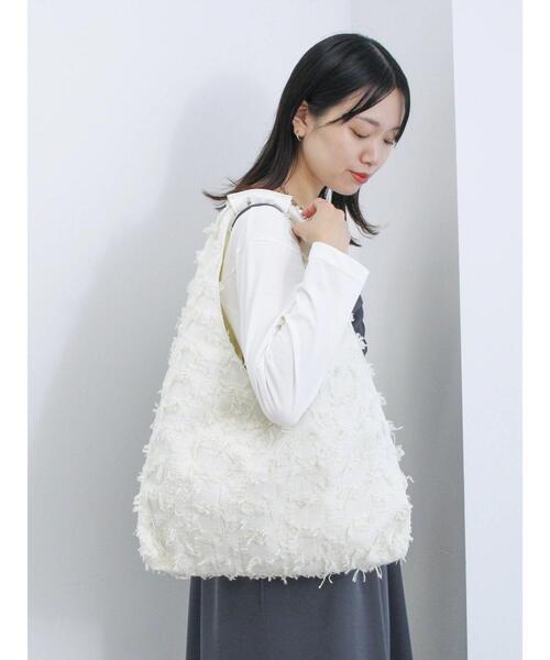 Samansa Mos2 blue（サマンサモスモスブルー）の「ふくれジャカードトートバッグ（ハンドバッグ・レディース・オフホワイト/ブラック・F）」の3枚目の写真