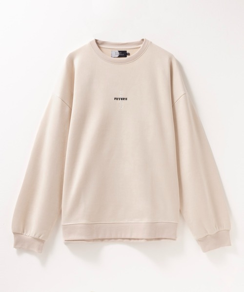 NOBLE PRODUCT(ノーブルプロダクツ)の「NOBLE PRODUCT スウェードライク クルーネックトレーナー ネックレス付き(スウェット・メンズ・ブルー/チャコールグレー/アイボリー・M/XL/L)」の4枚目の写真