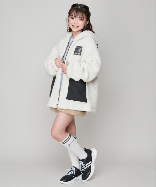 SISTER JENNI(SISTER JENNI)の「ボア×タフタリバーシブルブルゾン(ブルゾン・キッズ・ブラック/アイボリー・160cm/150cm/130cm/140cm)」の10枚目の写真