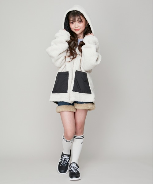 SISTER JENNI(SISTER JENNI)の「ボア×タフタリバーシブルブルゾン(ブルゾン・キッズ・ブラック/アイボリー・160cm/150cm/130cm/140cm)」の12枚目の写真