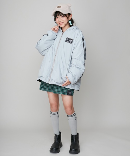 SISTER JENNI(SISTER JENNI)の「ボア×タフタリバーシブルブルゾン(ブルゾン・キッズ・ブラック/アイボリー・160cm/150cm/130cm/140cm)」の15枚目の写真