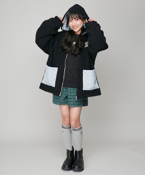 SISTER JENNI(SISTER JENNI)の「ボア×タフタリバーシブルブルゾン(ブルゾン・キッズ・ブラック/アイボリー・160cm/150cm/130cm/140cm)」の22枚目の写真