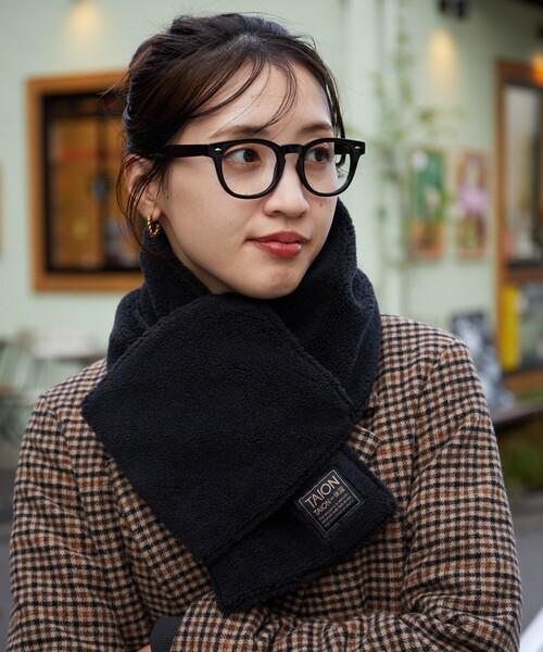 FREAK'S STORE(フリークスストア)の「限定展開 TAION/タイオン MILITARY REVERSIBLE DOWN SCARF ミリタリー リバーシブル ダウン スカーフ(マフラー)(マフラー・レディース・ベージュ/ブラック/オリーブ/オフホワイト・ONE SIZE)」の7枚目の写真