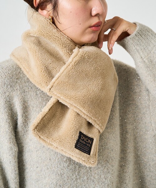 FREAK'S STORE(フリークスストア)の「限定展開 TAION/タイオン MILITARY REVERSIBLE DOWN SCARF ミリタリー リバーシブル ダウン スカーフ(マフラー)(マフラー・レディース・ベージュ/ブラック/オリーブ/オフホワイト・ONE SIZE)」の10枚目の写真