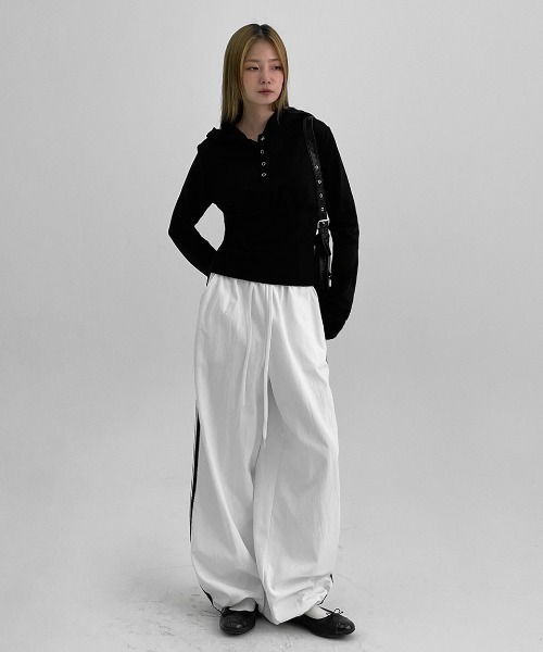 BLACKUP（ブラックアップ）の「[MADE] チェロボタンパーカー長袖Tシャツ（パーカー・レディース・グレー/ブラック・ONESIZE）」の12枚目の写真