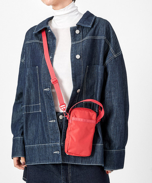 MINI PHONE CROSSBODY ロージーレッド（ショルダーバッグ）｜LeSportsac（レスポートサック）
