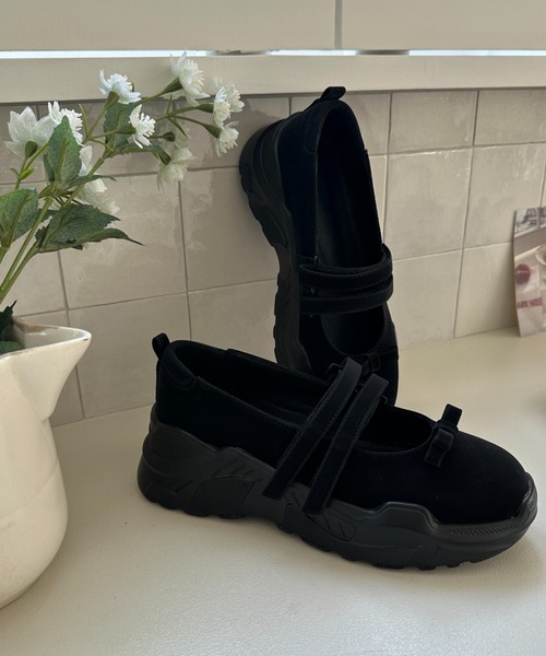 ダブルメリージェーンリボンスニーカー/2024 AW COLLECTION（スニーカー）｜by muni:r（バイ ムニール）