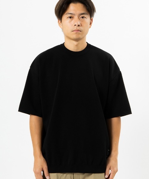 430(フォーサーティ)の「mn3078-S-S RLX KNIT C&S クルーネックセーター(ニット/セーター・メンズ・ブラック/グレイッシュベージュ/オフホワイト/チャコールグレー・0/1/2/3)」の6枚目の写真
