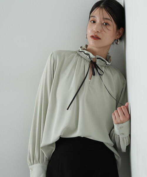 N.（N. Natural Beauty Basic）（エヌエヌナチュラルビューティーベーシック）の「バイカラーリボンとろみブラウス（シャツ/ブラウス・レディース・オフホワイト/グレー/ブルー/ライトグリーン・MEDIUM）」の21枚目の写真