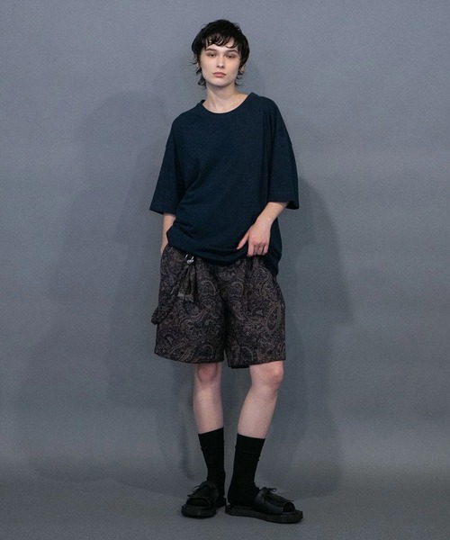 my beautiful landlet(マイビューティフルランドレット)の「【my beautiful landlet】 PAISLEY GOBELIN WEAVING WIDE SHORT PANTS(その他パンツ・メンズ・ネイビー/ベージュ/グリーン・1/0)」の1枚目の写真