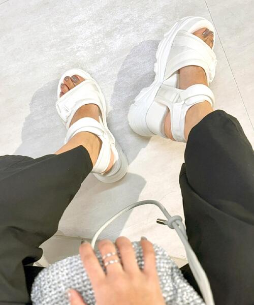 ESPERANZA(エスペランサ)の「厚底バックルスポサン(サンダル・レディース・ホワイト系9/ブラック系8・LL/L/M/S)」の5枚目の写真