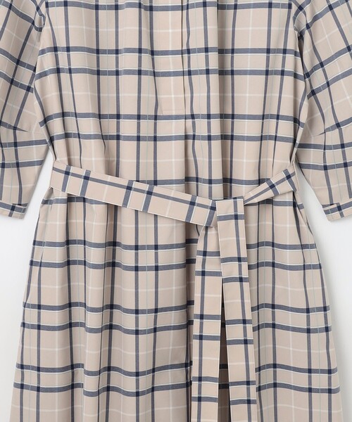 J.PRESS(ジェイプレス)の「【洗える】コンパクトチェック シャツカラー ワンピース(シャツワンピース・レディース・ネイビー系3/ベージュ系3・T13/T15)」の14枚目の写真
