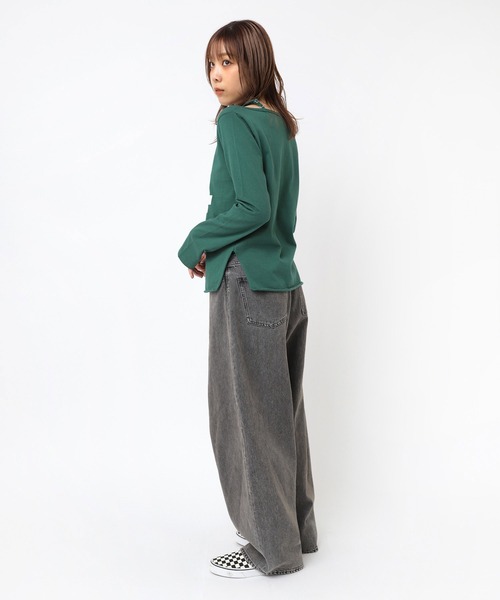 RNA（アールエヌエー）の「M2376 オフショルナンバリングプルオーバー（Tシャツ/カットソー・レディース・ホワイト/グリーン/ブラック・MEDIUM）」の15枚目の写真