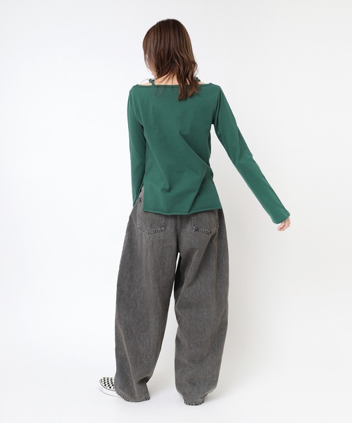 RNA（アールエヌエー）の「M2376 オフショルナンバリングプルオーバー（Tシャツ/カットソー・レディース・ホワイト/グリーン/ブラック・MEDIUM）」の16枚目の写真