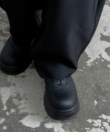 Crownor（クラウノアー）の「厚底 PU シューズ（スニーカー）」