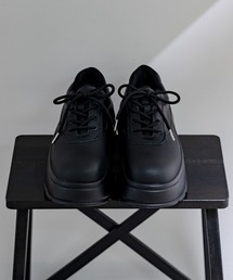 Crownor（クラウノアー）の「厚底 PU シューズ（スニーカー）」