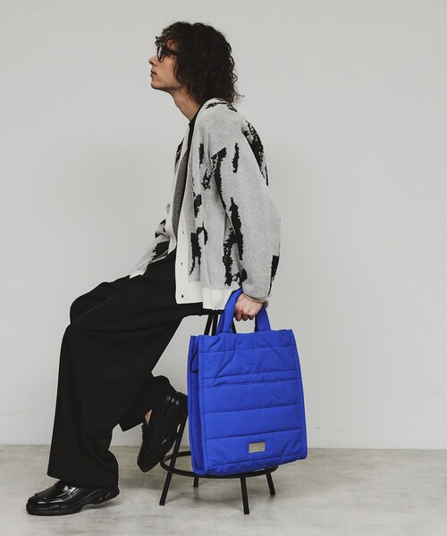 tk.TAKEO KIKUCHI（ティーケータケオキクチ）の「【パフィーシリーズ】2WAYトートショルダーバッグ（トートバッグ・メンズ・ブラック系/ブラック/スモーキーグリーン系1/ブルー系その他2・00）」の13枚目の写真