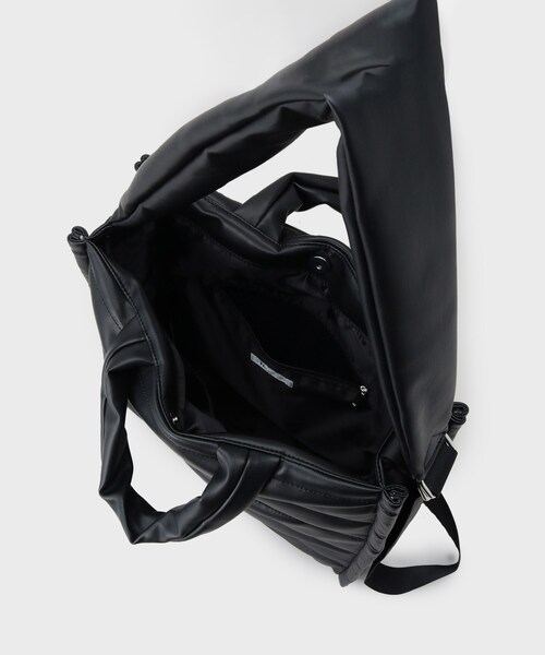 tk.TAKEO KIKUCHI（ティーケータケオキクチ）の「【パフィーシリーズ】2WAYトートショルダーバッグ（トートバッグ・メンズ・ブラック系/ブラック/スモーキーグリーン系1/ブルー系その他2・00）」の22枚目の写真