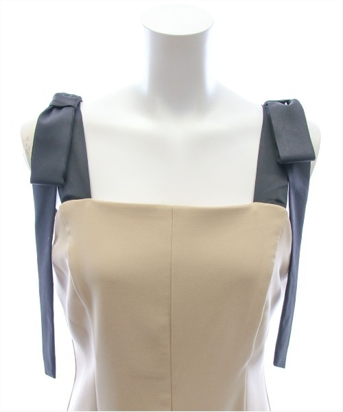 CLEAR BASIC（クリアベーシック）の「【低身長サイズ有】配色肩リボンフレアワンピース[大人フェミニン 骨格ナチュラル]≪SS新作≫（ワンピース・レディース・ベージュ/ブラック・F/XS）」の10枚目の写真