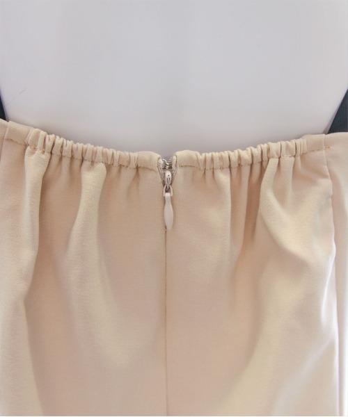 CLEAR BASIC（クリアベーシック）の「【低身長サイズ有】配色肩リボンフレアワンピース[大人フェミニン 骨格ナチュラル]≪SS新作≫（ワンピース・レディース・ベージュ/ブラック・F/XS）」の11枚目の写真