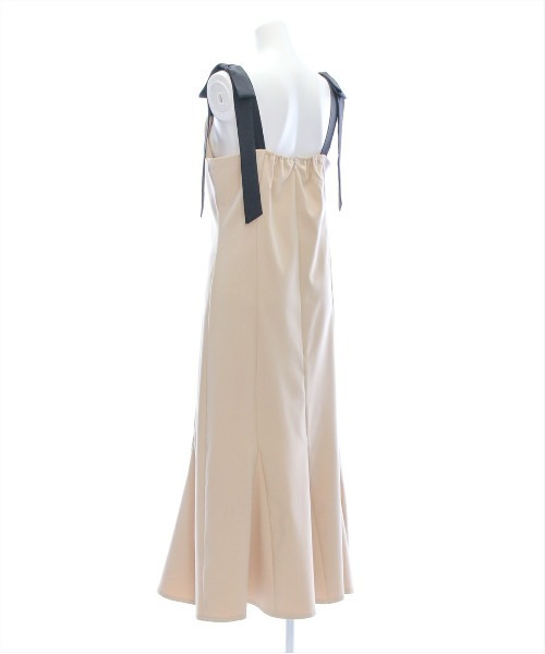 CLEAR BASIC（クリアベーシック）の「【低身長サイズ有】配色肩リボンフレアワンピース[大人フェミニン 骨格ナチュラル]≪SS新作≫（ワンピース・レディース・ベージュ/ブラック・F/XS）」の14枚目の写真