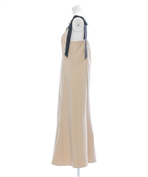 CLEAR BASIC（クリアベーシック）の「【低身長サイズ有】配色肩リボンフレアワンピース[大人フェミニン 骨格ナチュラル]≪SS新作≫（ワンピース・レディース・ベージュ/ブラック・F/XS）」の15枚目の写真
