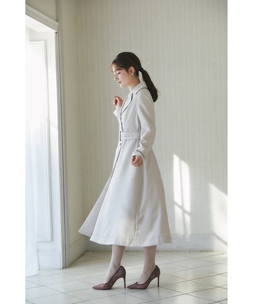 tocco closet（トッコ　クローゼット）の「取り外し可能なケープ＆ベルト付きトレンチコート（トレンチコート・レディース・ベージュ/ネイビー/ライトベージュ・M）」の11枚目の写真