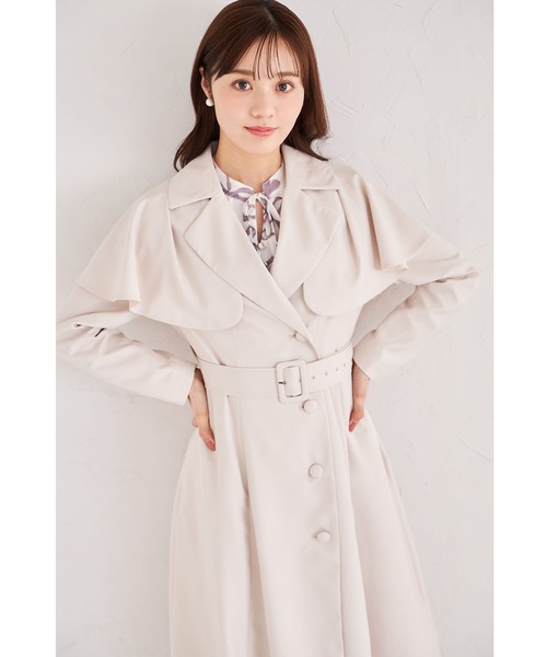 tocco closet（トッコ　クローゼット）の「取り外し可能なケープ＆ベルト付きトレンチコート（トレンチコート・レディース・ベージュ/ネイビー/ライトベージュ・M）」の17枚目の写真
