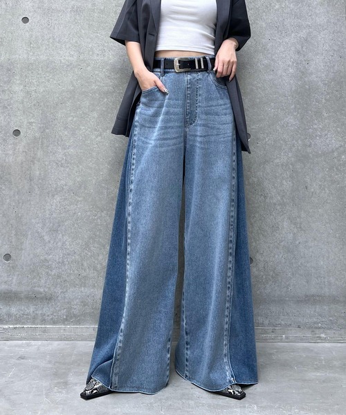 INSCRE カットオフデニムパンツ ブルー INSCRE カットオフデニムパンツ ブルー