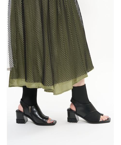 Bella lume(ベッラルーメ)の「【NK】【it】【Bella Lume(ベッラルーメ)】トングブーツ(ブーツ・レディース・ブラック/ベージュ・LARGE/SMALL/MEDIUM)」の20枚目の写真