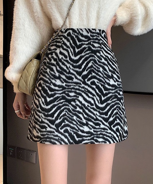 セール】起毛ゼブラ柄ミニスカート（スカート）｜NANEA（ナネア）の